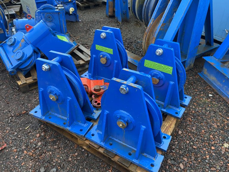 Deck Equipment Atlas Winch & Hoist Services